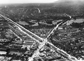 Holmby Hills 1945